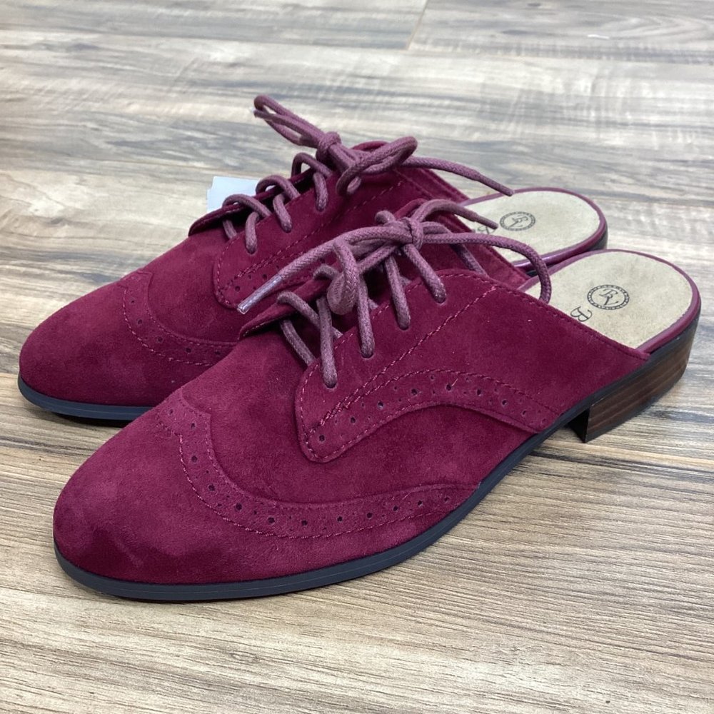 NWOB Bella-Vita Burgundy Suede Leather Wing Tip Style Mules with Ties - Size 7.5